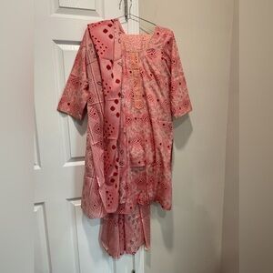 Indian Women's Cotton Embroidered pink  Kurti Kurta set with Dupatta.